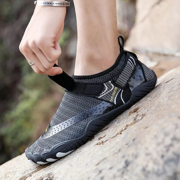 Men's Water Shoes, Non-Slip Quick-Dry Adjustable Strap Lightweight Summer Beach Shoes 5