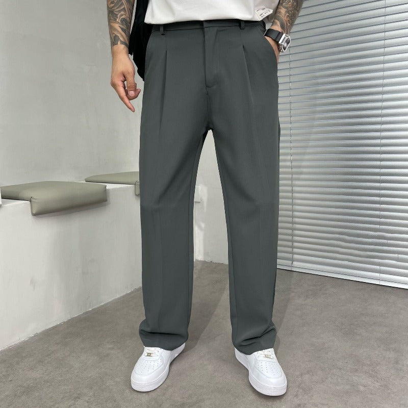 Wide-Leg Pleated Trouser