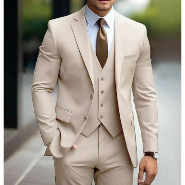 Men's 3 Piece Suit, Slim Fit Tailored Blazer Waistcoat & Trousers Set for Weddings 4