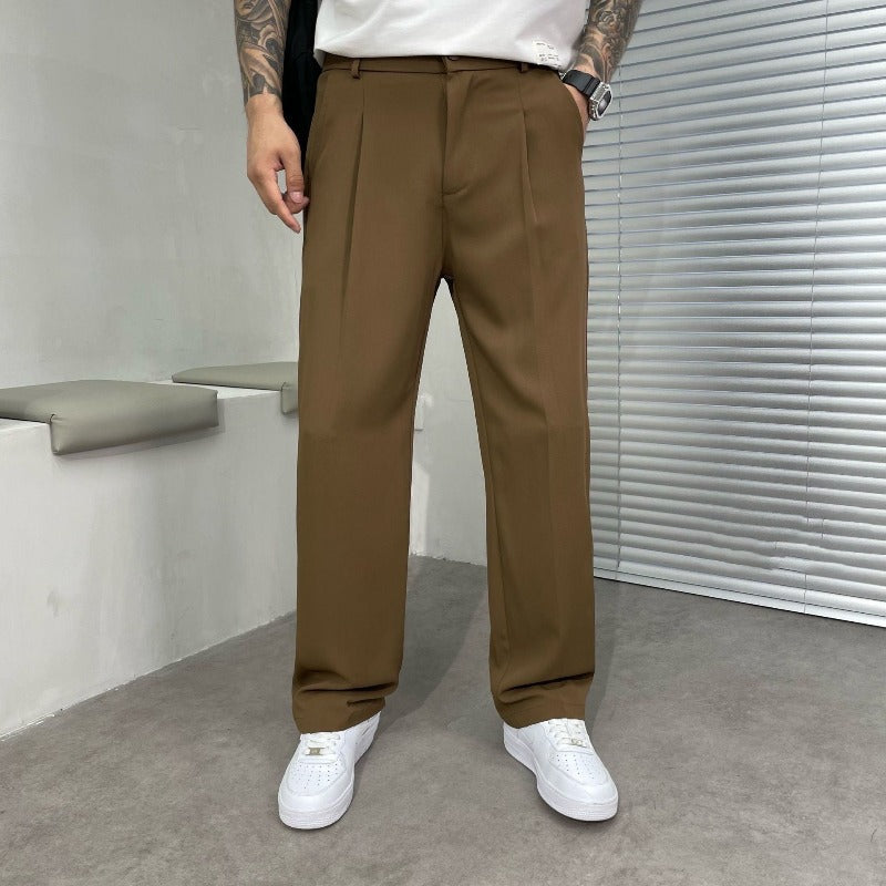Wide-Leg Pleated Trouser
